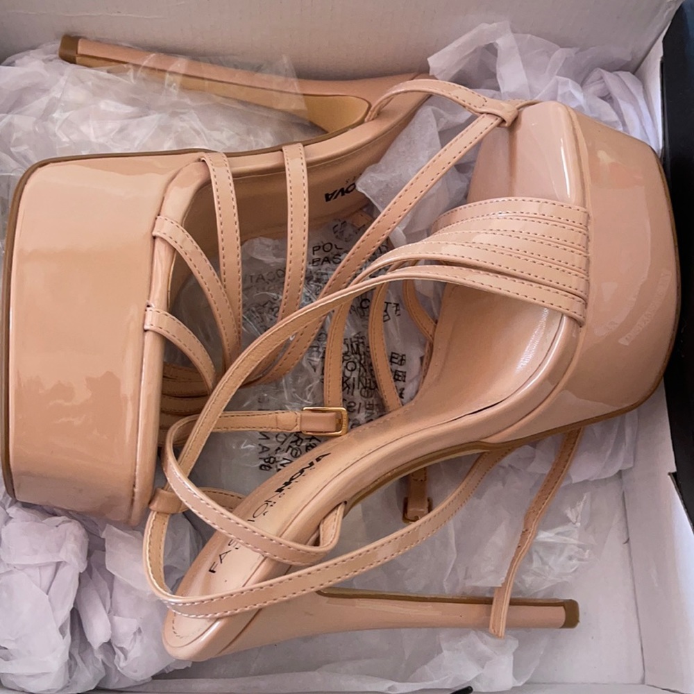 FASHION NOVA HIGH HEELS